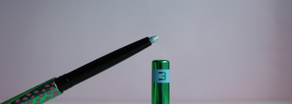 Новинка Beauty Bomb UFO карандаш дуохром 03 Wait A Minute: мельчайший глиттер сложного оттенка