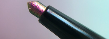 Неуловимая подводка-мультихром Beauty Bomb UFO Duochrome Eye Pencil Big Brother's Watсhing You 02 Buttons