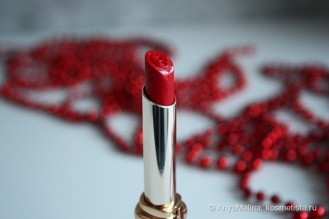 Лучшая бюджетная красная матовая помада: L'Oreal Color Riche Intense ...
