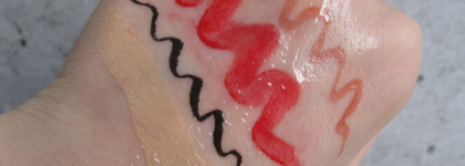 Приключения итальянцев в России: лучшая стойкая подводка для межреснички Gucci Stylo Définition L’Obscur 01 Eve Black