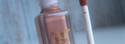 Стойкие жидкие кремовые бюджетные тени, которые нужны всем: Vivienne Sabo Artiste Liquid Eyeshadow 04 Beige