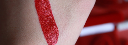 Всё, что я не люблю в помадах, или плюс 10 лет к паспорту - Colourpop & Hello Kitty Lippie Stix Let's Play