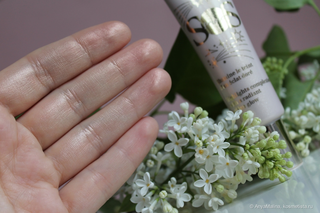 Clarins SOS Primer Highlights Complexion With a Radient Glow - Лимитированная база под макияж со светоотражающими частицами