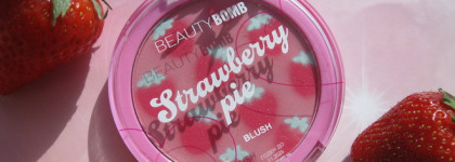 Опять плагиат или подростки всё купят: освежающие румяна Beauty Bomb Romecore Blush For Face "Strawberry Pie" 01
