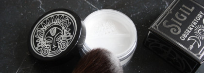 Матируюшая пудра стирает поры? Пелена спокойствия от любимых Sigil Inspired Tammy Tanuka