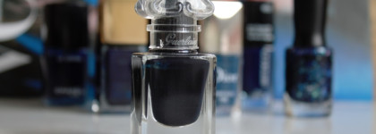 Подборка Deep Blue: любимые синие лаки в оттенках мрачной морской глубины