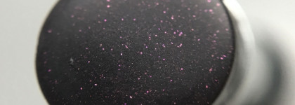 Почему не нужна дорогущая черная помада-бальзам в пошлом футляре 18+ Isamaya Lipstick Vanity