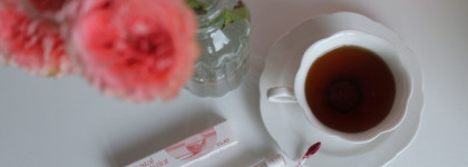 Безусловная любовь 2024: универсальный корейский глянцевый тинт Clio Crystal Glam Tint 06 Daily Mauve