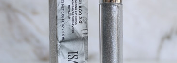 Глиттер в блеске: да или нет? Isamaya Liplacq Maximizing Lip Serum 2.0 Metal сыворотка-тинт с эффектом увеличения губ