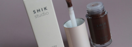 Опасный футляр и еще один аналог Rhode Espresso: масло для губ Shik Glossy Lip Oil 08 XOXO