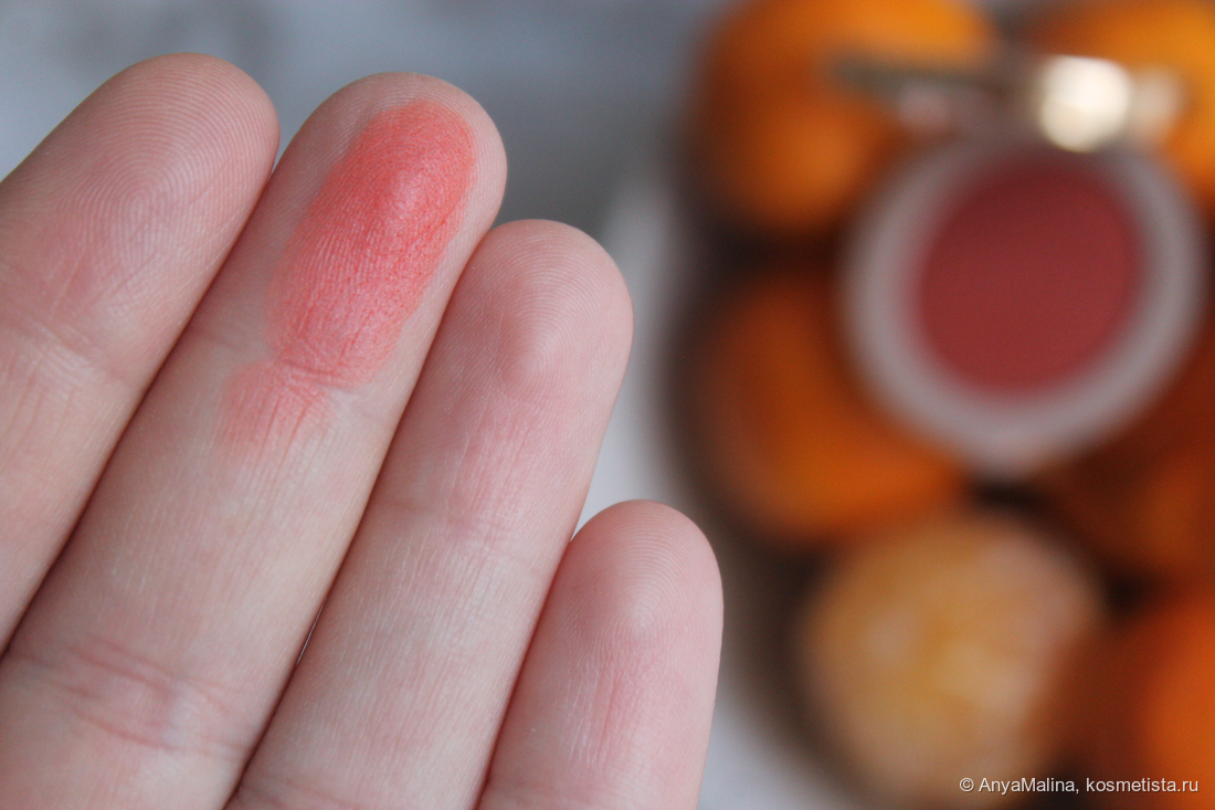 Gucci Blush De Beauty Cheeks & Eyes Powder Luminous Matte 08 Soft Red