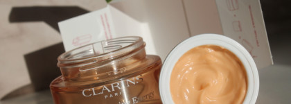 От недоумения до любви: регенерирующий дневной крем для лица Clarins Extra-Firming Energy Collagen 3 Technology Radience-boosting Wrinkle-smooting Cream