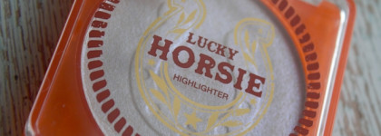 Бюджетный фиолетовый хайлайтер не для всех или кому нужен Beauty Bomb Highlighter в оттенке Lucky Horsie