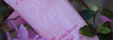 Весенняя лимитка: крем для рук, который хотела выбросить, Clarins Hand and Nail Treatment Cream Love Edition Valentine's Day Spring 2026