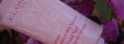 Весенняя лимитка: крем для рук, который хотела выбросить, Clarins Hand and Nail Treatment Cream Love Edition Valentine's Day Spring 2026