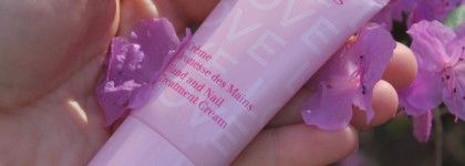 Весенняя лимитка: крем для рук, который хотела выбросить, Clarins Hand and Nail Treatment Cream Love Edition Valentine's Day Spring 2026