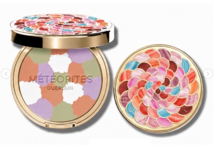 Meteorites Compact 02 Rose Soft Pink