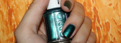 Миллионерский лак Essie Trophy Wife