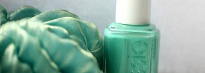 Бирюза от Essie Turquoise & caicos