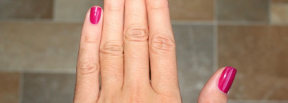 Неопределенный лак с определяющим названием Essie Big Spender