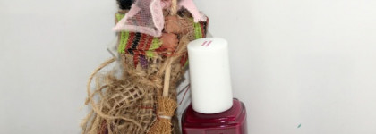 Осень с Essie Bahama mama
