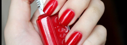 Ярко-красный Essie Aperitif