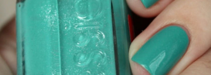 Аквамариновый Essie Nail Laquer #266 Naughty Nautical