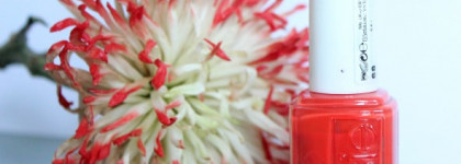 Яркий солнечный Essie Nail Laquer #68 Capri