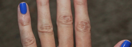 Самый синий Essie Nail Laquer Butler,please #819