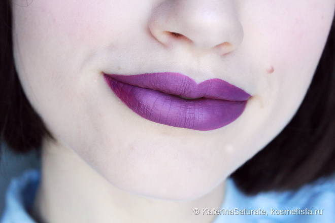 Фиолетовая страсть с Mac Kabuki Magic retromatte liquid lipstick Flamingo road