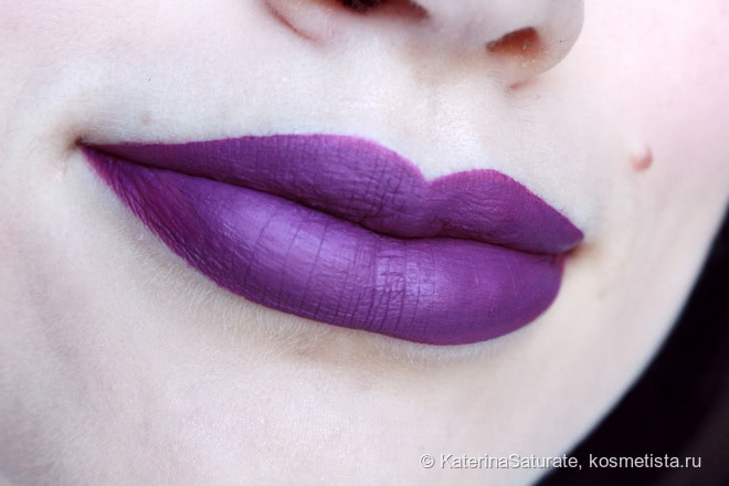 Фиолетовая страсть с Mac Kabuki Magic retromatte liquid lipstick Flamingo road
