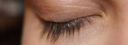 Разгоняем осеннюю тоску с тушью Avon Color Trend Coloured Mascara, Turquoise Tango