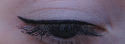 Любимый карандаш для глаз Maybelline Master Drama Khol Liner Ultra Black