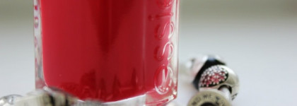 Essie Russian Roulette (61)