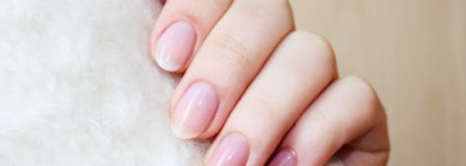 Лёгкий, как пёрышко - Essie Beam Up Instant Nail Whitener