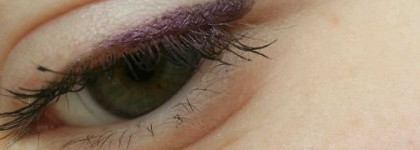 Первое знакомство с подводкой для глаз от MAC Fluidline Eye-liner Gel цвет Macroviolet