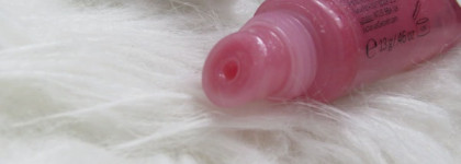 Блеск для губ Victoria`s Secret Shiny kiss flavored gloss parfume # Passion fruit pop