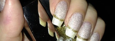 Первый день весны с белым песком Golden rose Holiday №70 + Golden rose nail art