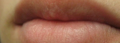 Летуаль Кремовая помада для губ с эффектом блеска Rouge Desir 307 sans limite