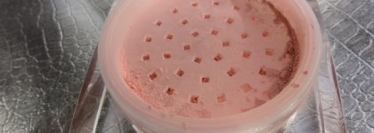 Dior Diorskin Nude  Luminous Rose Loose Powder 001- Рассыпчатая розовая пудра-сияние от Dior