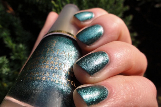 Collistar Perfect Nails Enamel With Strengthener # 69 Verde Lame Mat