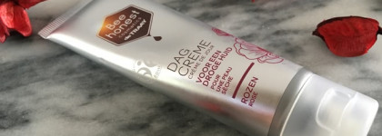 И снова о голландской косметике. Увлажнение лица с Bee Honest