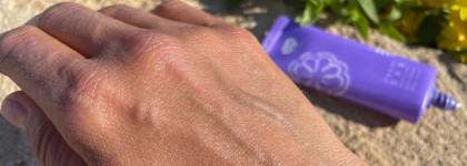 Солнцезащитный крем на основе цветочных ферментов Whamisa Organic Flowers Sun Cream Spf50+/pa ++++