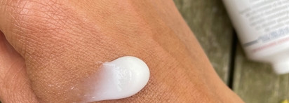 Спасение для сухой и обезвоженной кожи - крем для ног и лосьон для тела Eucerin UreaRepair Plus