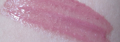 Ягодная алхимия с блесками для губ Moisture Seduction Lip Gloss от Avon