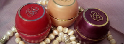 Волшебный горшочек - универсальное смягчающее средство от Oriflame Tender Care Protecting Balm Blackcurrant, Tender Care Protecting Balm Cherry и Tender Care Protecting Balm Almond