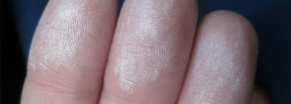 Вина космическим дивам!(с)Dazzling Diva - лимитированная серия от Avon 2012