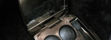 Дивное серебро. Тени для век Baked eyeshadow Quatro Effect, оттенок 5154 "Серебряный сатин" от Faberlic