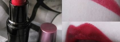 Must-have декабря! Губная помада Ultra Color Rich Colordisiac Lipstick от Avon, серия Colordisiac, оттенок Instant Attraction