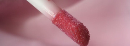 А ты хочешь блистать? Блеск для губ от Faberlic "Sparkling Tone" Lipgloss Shades, оттенок 4482 Esmeralda